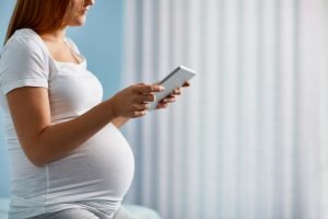 E-Health bietet Schwangeren flexible Versorgung